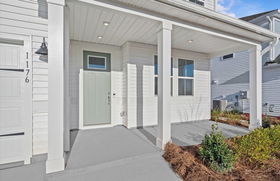 Exterior details and patio area of a home in Fox Hollow, Spartanburg (Image 3).