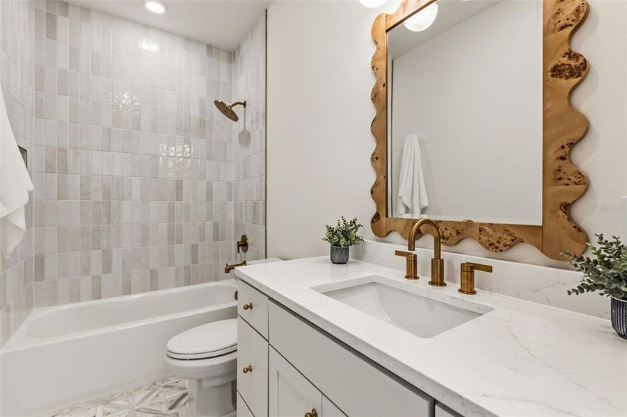 Furnished interior view inside a new home in , Winter Park (Image 11).