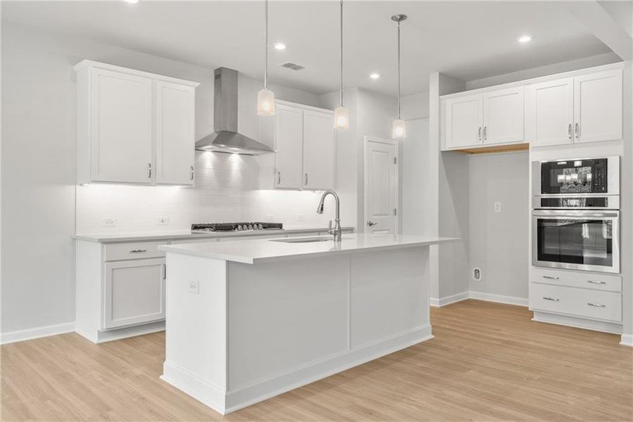 Furnished interior view inside a new home in Riverwood, Dallas (Image 9). Furnished interior view inside a new home in Riverwood, Dallas (Image 9).