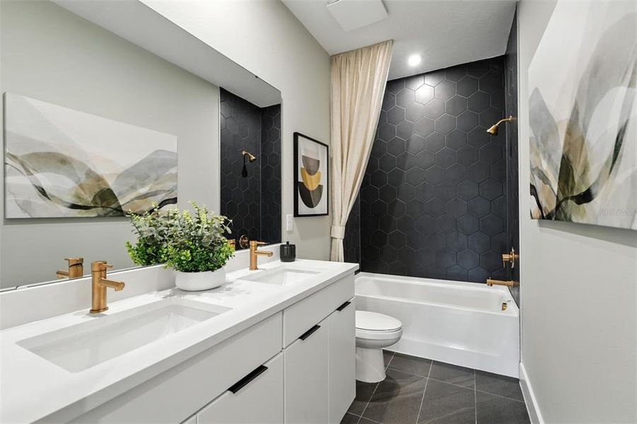 Furnished interior view inside a new home in Celebration, Celebration (Image 20).