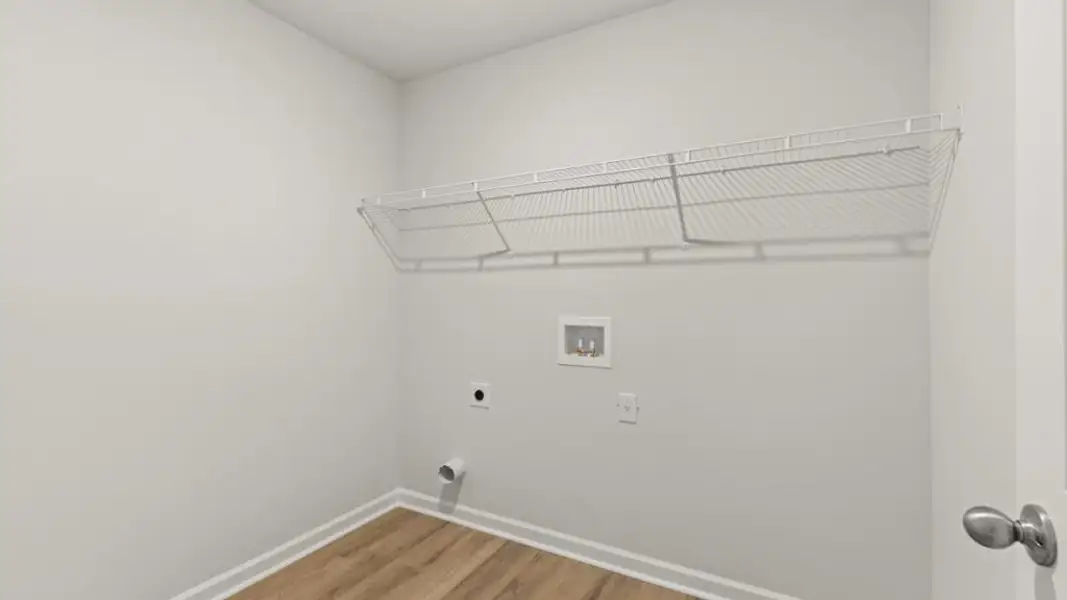 Spacious, unfurnished interior of a new home in Sheffield Highlands, Dallas (Image 26). Spacious, unfurnished interior of a new home in Sheffield Highlands, Dallas (Image 26).