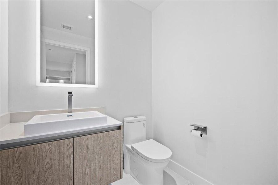 Furnished interior view inside a new home in , West Palm Beach (Image 15).