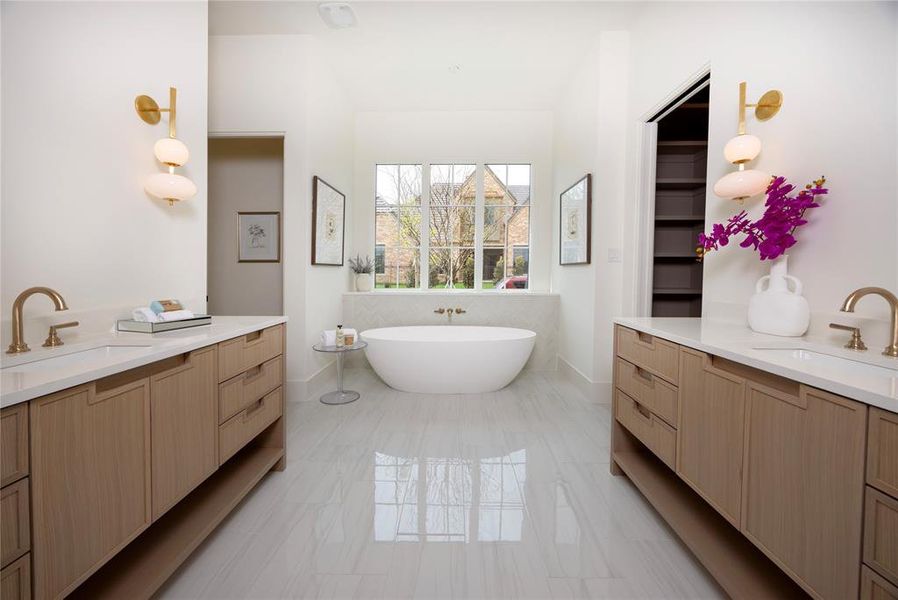 Furnished interior view inside a new home in , Southlake (Image 13).