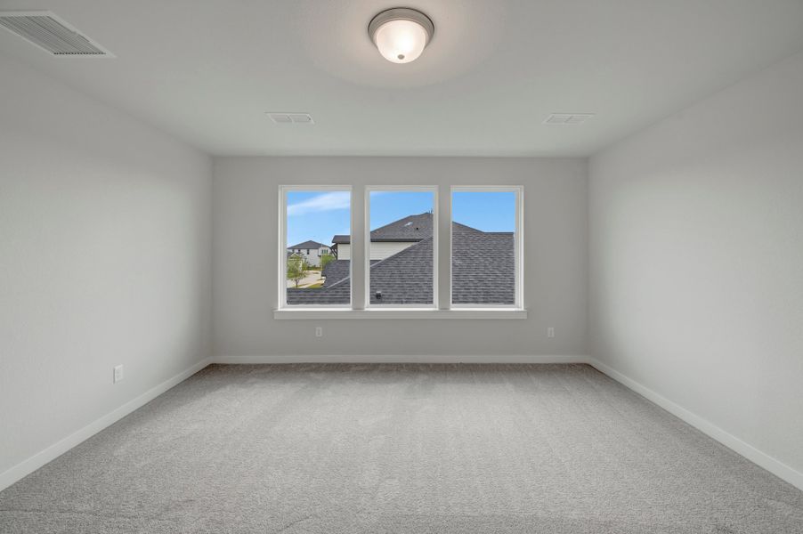 Spacious, unfurnished interior of a new home in Mason Woods, Cypress (Image 30).