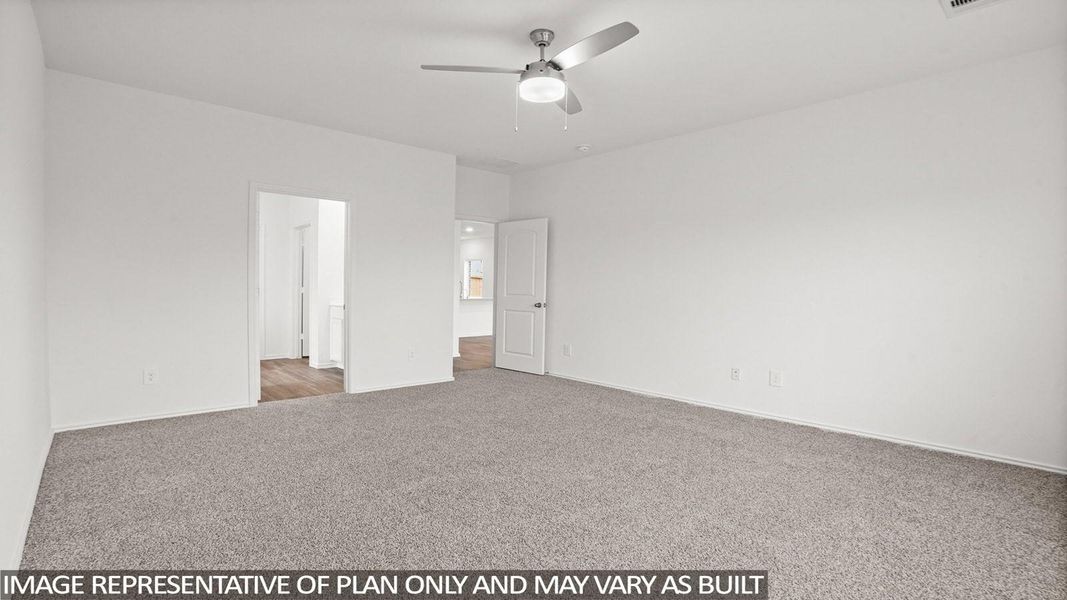 Spacious, unfurnished interior of a new home in Cypress Green, Tomball (Image 15).