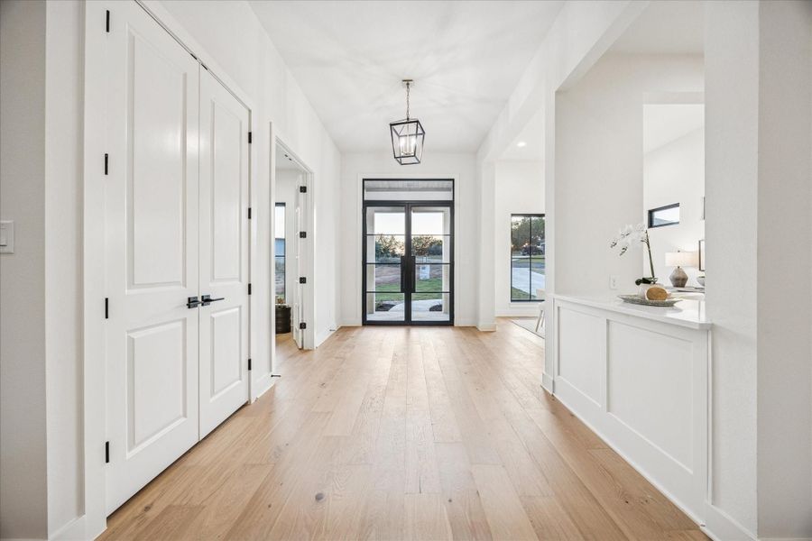 Spacious, unfurnished interior of a new home in , Horseshoe Bay (Image 19). Spacious, unfurnished interior of a new home in , Horseshoe Bay (Image 19).