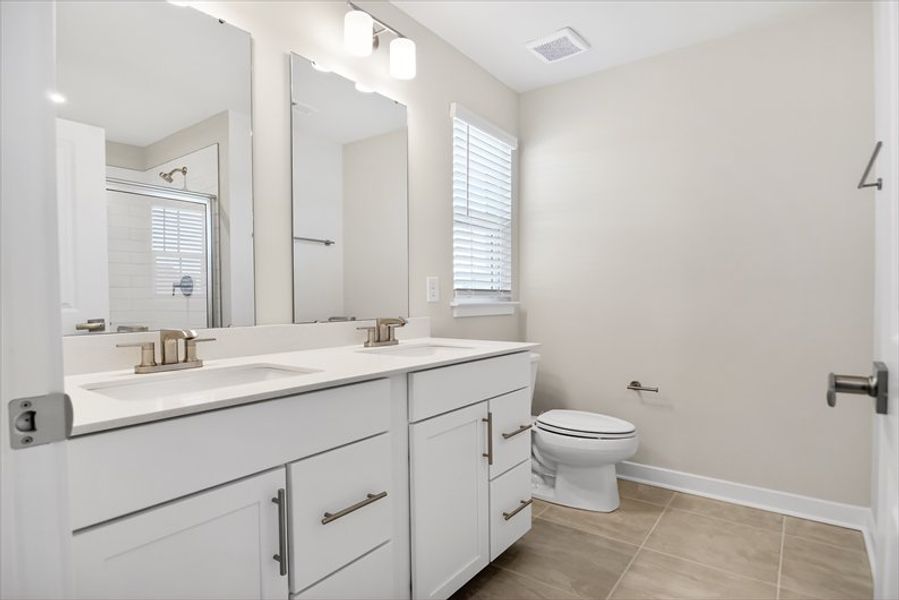 Furnished interior view inside a new home in Emory Park, Five Forks (Image 8).