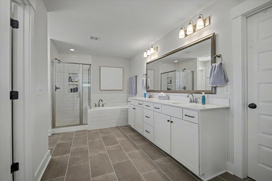 Furnished interior view inside a new home in Hewing Farms, Summerville (Image 34). Furnished interior view inside a new home in Hewing Farms, Summerville (Image 34).