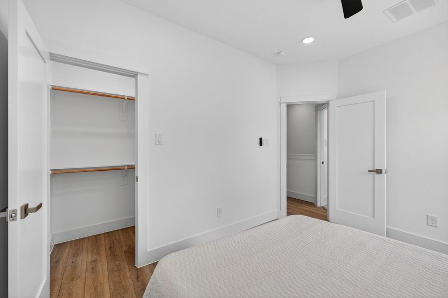 Spacious, unfurnished interior of a new home in , Houston (Image 22).