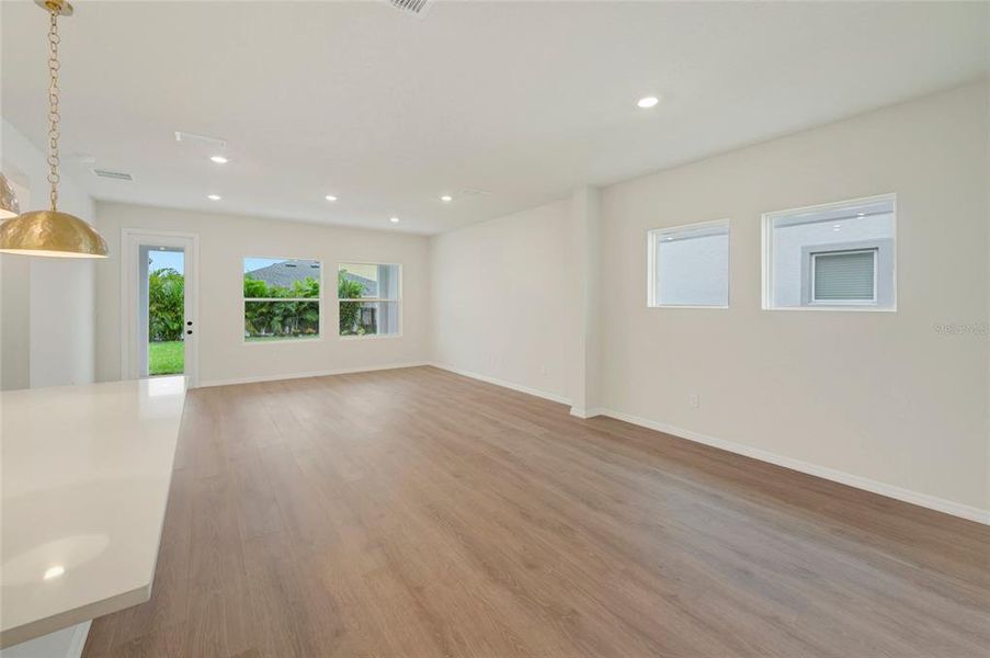 Spacious, unfurnished interior of a new home in Waterset Tradition Series, Apollo Beach (Image 15).