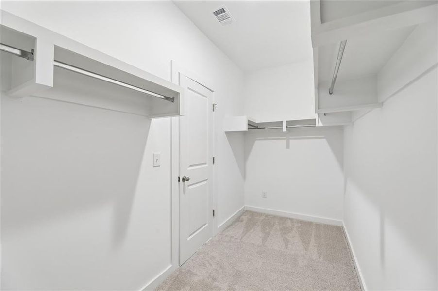 Spacious, unfurnished interior of a new home in The Park at Brighton, Locust Grove (Image 22).