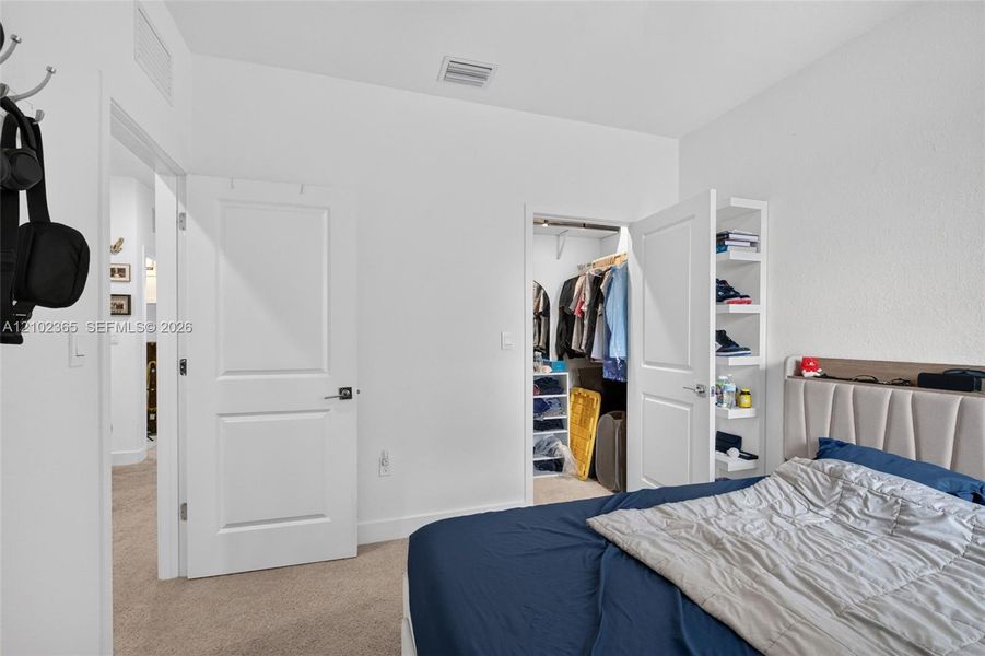 Furnished interior view inside a new home in , Pembroke Pines (Image 8).