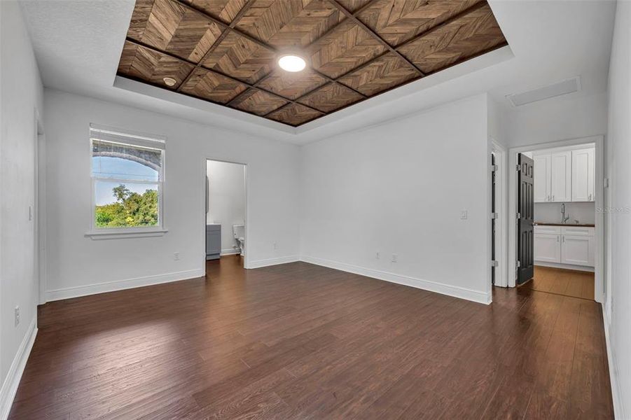 Spacious, unfurnished interior of a new home in , Apopka (Image 29).