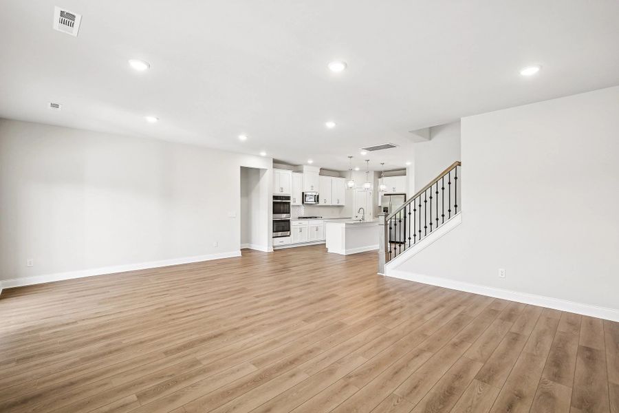 Great Room/Breakfast Area