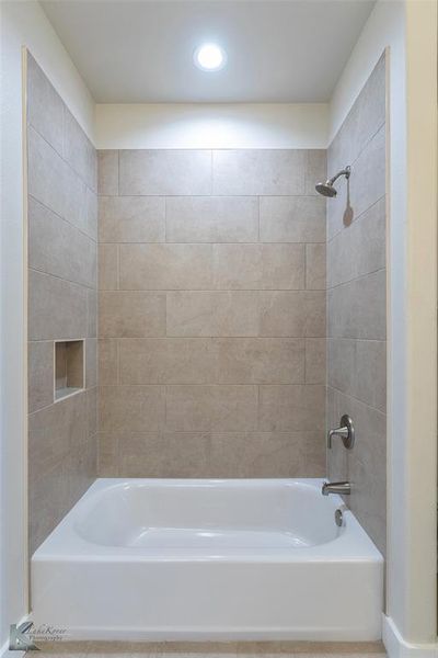 Furnished interior view inside a new home in , Abilene (Image 6).