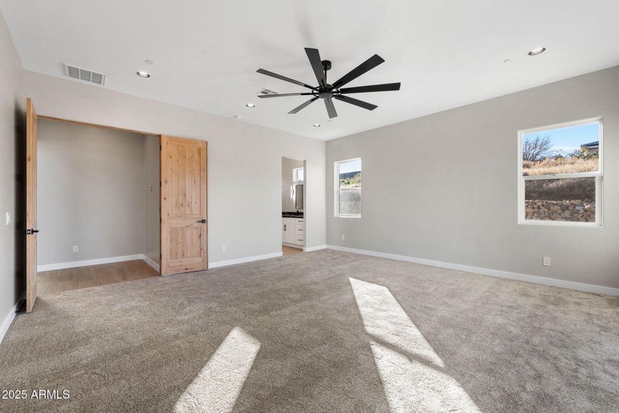 22-Primary Bedroom (2) (2)