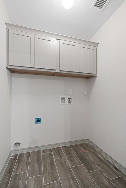 Representative unfurnished interior of a home built from the Rose- 1941SSC by Saratoga Homes in Paseo Del Este, El Paso (Image 26).