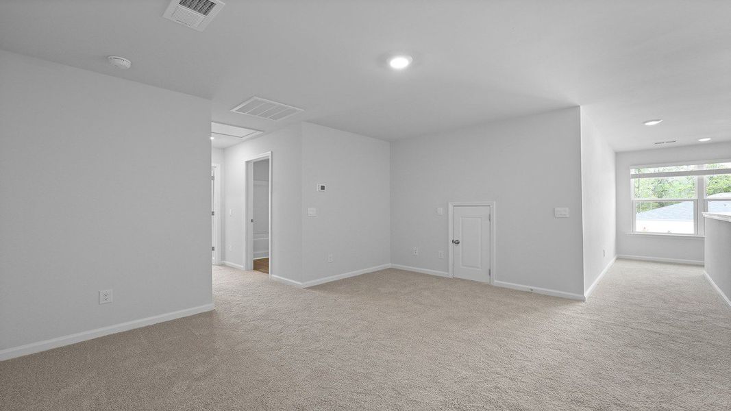 Spacious, unfurnished interior of a new home in Rivers Reach, Yemassee (Image 13). Spacious, unfurnished interior of a new home in Rivers Reach, Yemassee (Image 13).