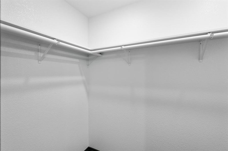 Spacious, unfurnished interior of a new home in , Nocona (Image 23).