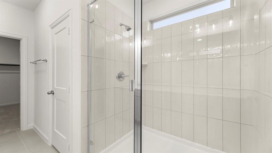 15. 1632 Edgeway - Bath (2)