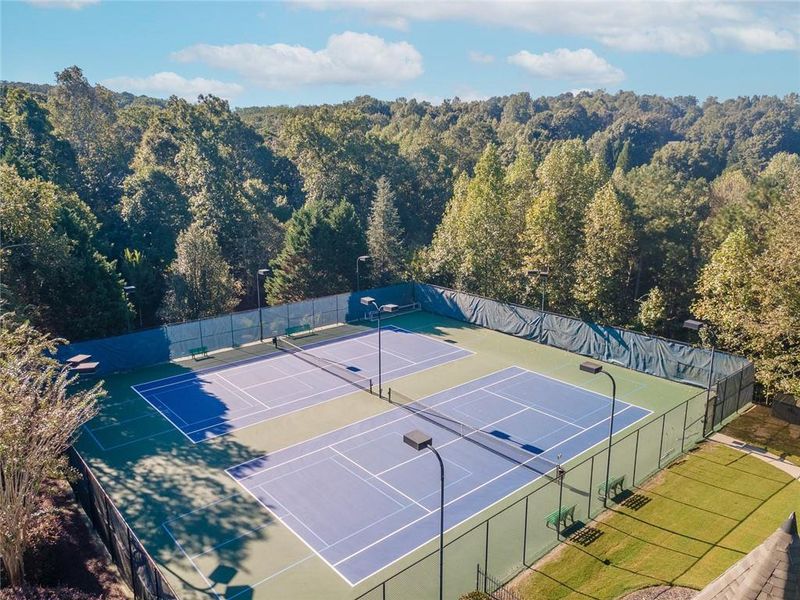 Community amenities in , Canton (Image 8).