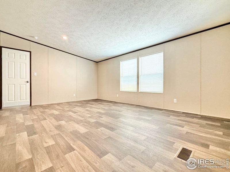 Spacious, unfurnished interior of a new home in , Eaton (Image 10).