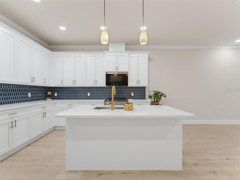 Furnished interior view inside a new home in , Clearwater (Image 9).
