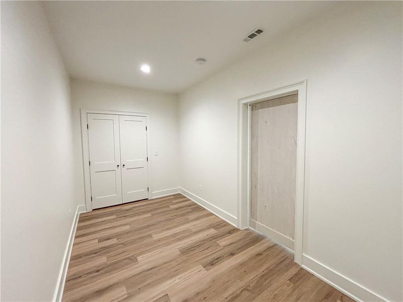 Spacious, unfurnished interior of a new home in , Atlanta (Image 23). Spacious, unfurnished interior of a new home in , Atlanta (Image 23).