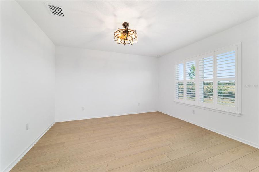 Spacious, unfurnished interior of a new home in , Ocala (Image 25).