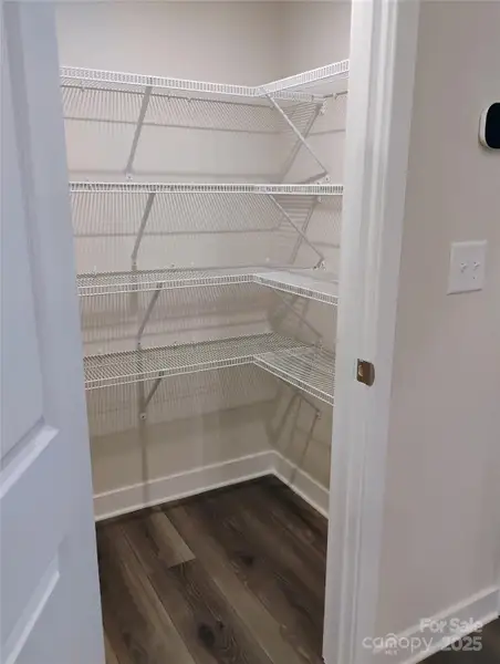 Spacious, unfurnished interior of a new home in Cannon Run, Concord (Image 9).