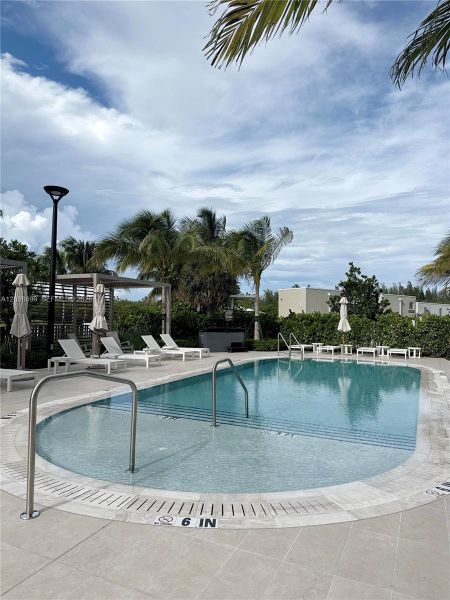 Community amenities in , North Miami (Image 38). Community amenities in , North Miami (Image 38).