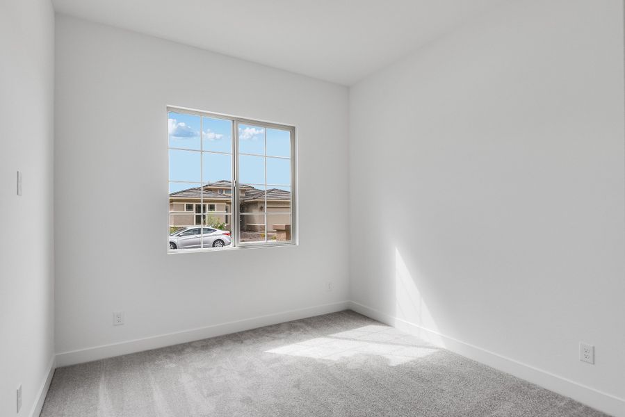 Spacious, unfurnished interior of a new home in Allen Ranches, Litchfield Park (Image 27). Spacious, unfurnished interior of a new home in Allen Ranches, Litchfield Park (Image 27).