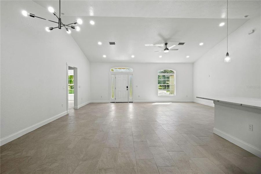 Spacious, unfurnished interior of a new home in , Dunnellon (Image 43).