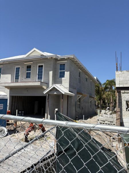 Corner Mallory Square