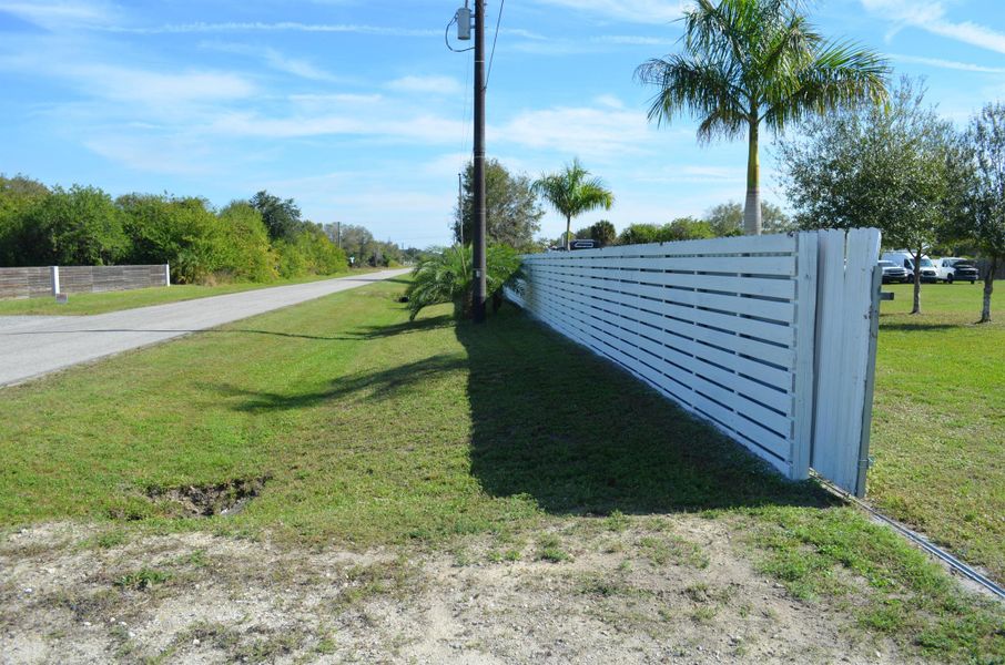 Natural landscape and outdoor views near  in Clewiston (Image 33).