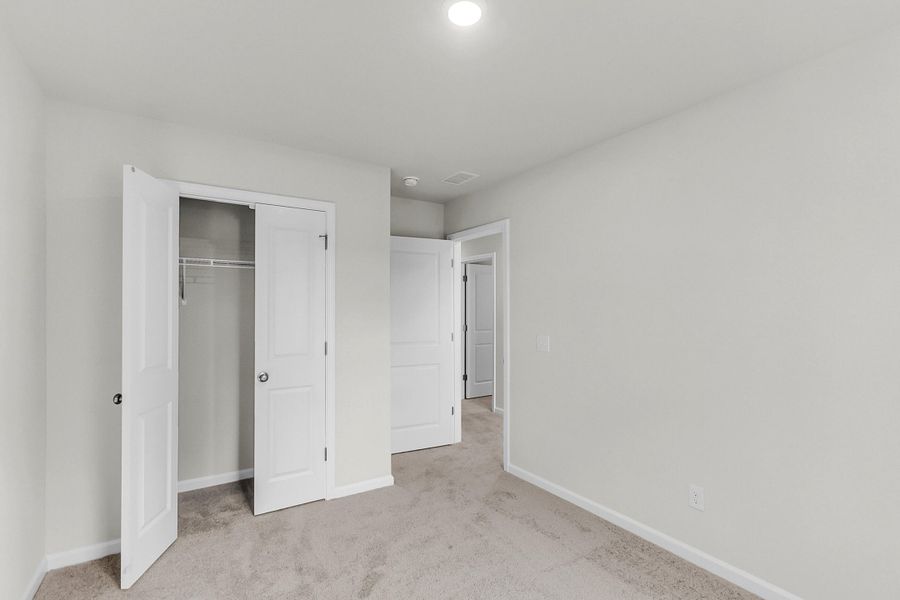 Spacious, unfurnished interior of a new home in Central Creek, Goose Creek (Image 49). Spacious, unfurnished interior of a new home in Central Creek, Goose Creek (Image 49).