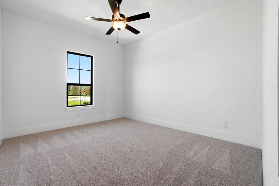 Spacious, unfurnished interior of a new home in Chapel Bend, Montgomery (Image 38).