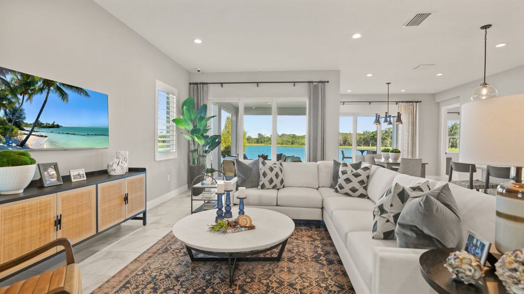 Representative furnished interior of a home built from the Sea Mist by Neal Communities in Vistera of Venice, Venice (Image 31).
