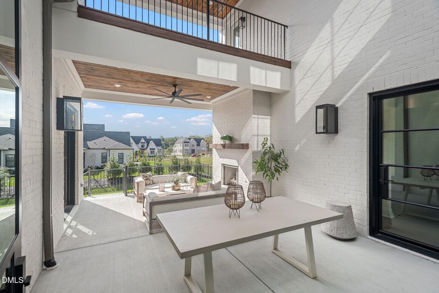 PRIM-0012-00_Marabelle_E_Outdoor Living