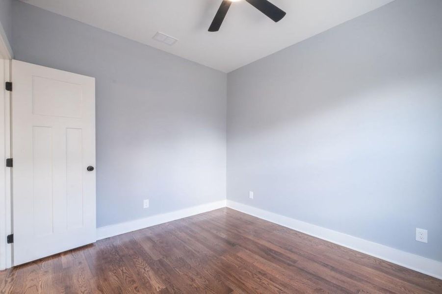 Spacious, unfurnished interior of a new home in , Fairburn (Image 49).