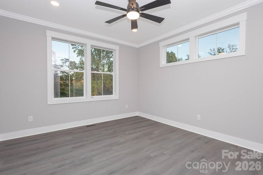 Spacious, unfurnished interior of a new home in , Kings Mountain (Image 13).