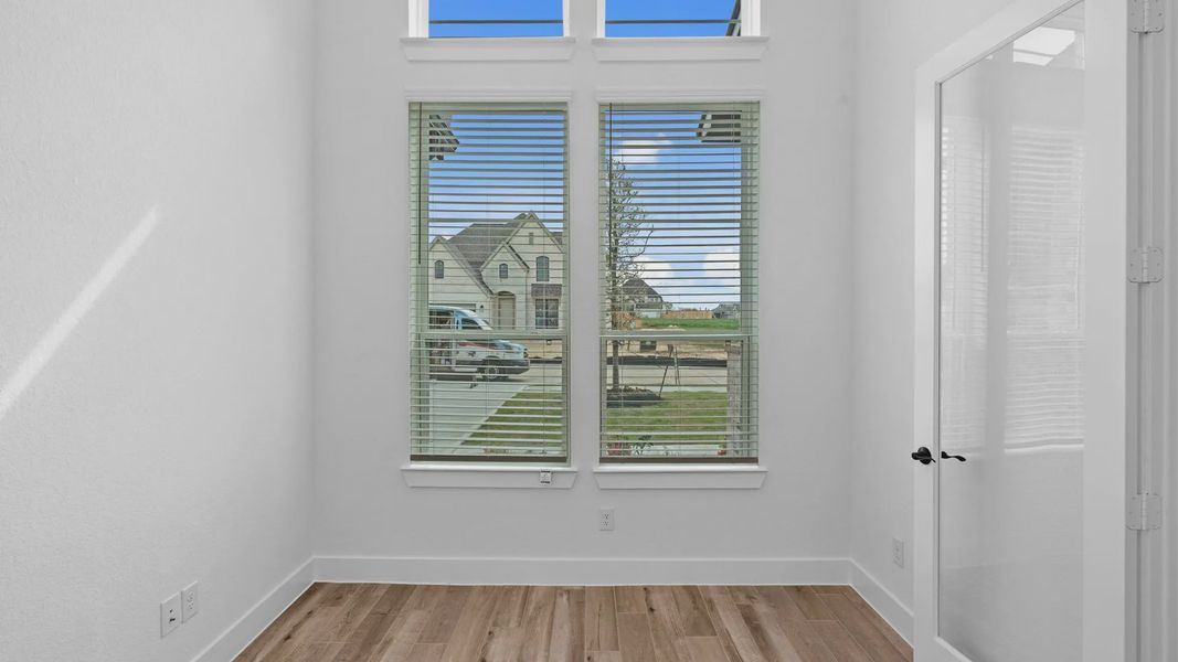 Representative unfurnished interior of a home built from the Brentwood by Chesmar Homes in Briarley, Montgomery (Image 20). Representative unfurnished interior of a home built from the Brentwood by Chesmar Homes in Briarley, Montgomery (Image 20).