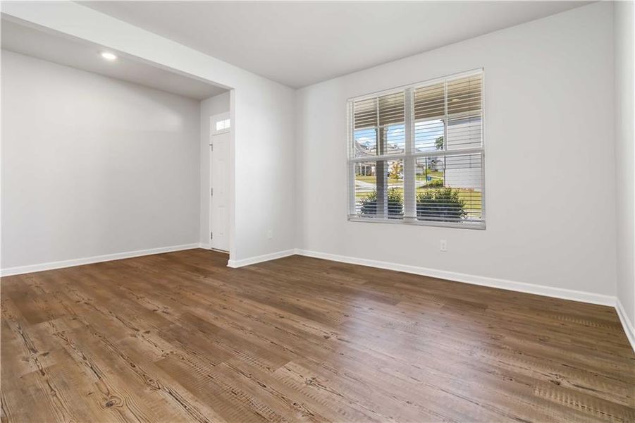 Spacious, unfurnished interior of a new home in , Atlanta (Image 40).