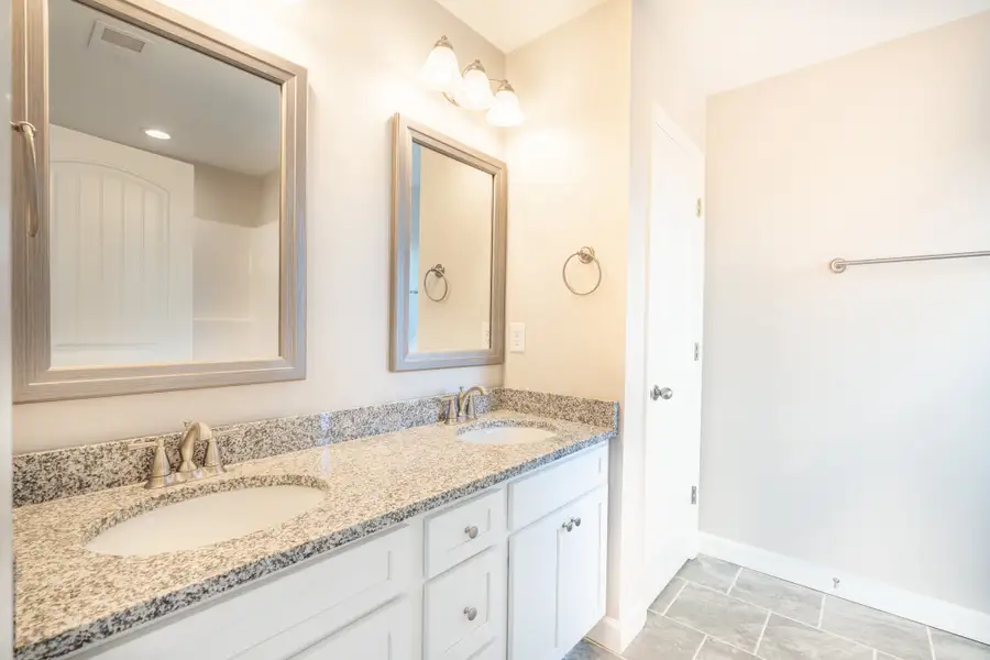 Representative furnished interior of a home built from the Sage by Enchanted Homes in Ballentine Ridge, Lyman (Image 13).