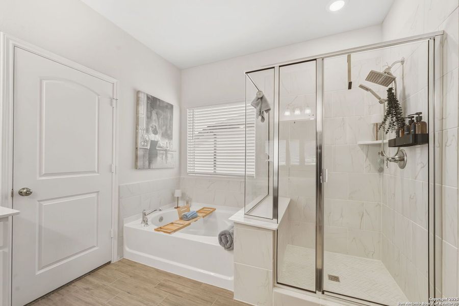 Furnished interior view inside a new home in Lily Springs, Seguin (Image 31).