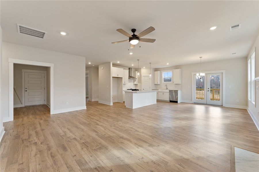 Spacious, unfurnished interior of a new home in South Park, Piedmont (Image 23). Spacious, unfurnished interior of a new home in South Park, Piedmont (Image 23).