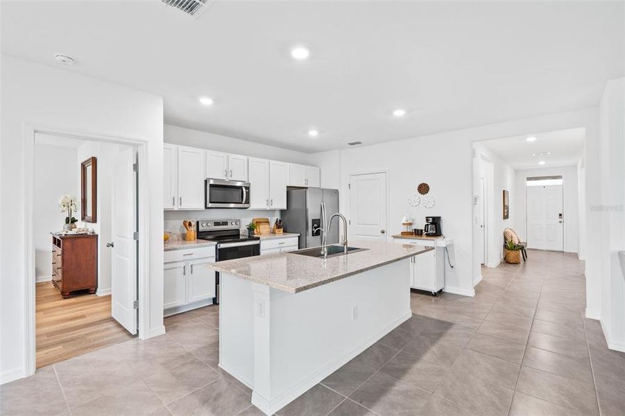 Furnished interior view inside a new home in , Wesley Chapel (Image 30).