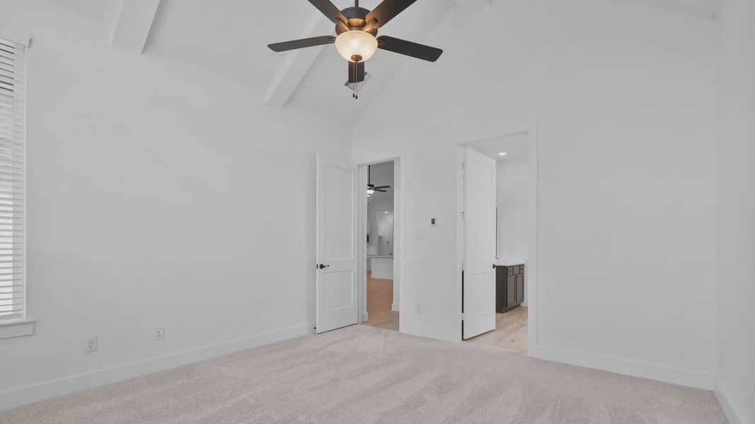 Spacious, unfurnished interior of a new home in Blue Heron, Mont Belvieu (Image 28). Spacious, unfurnished interior of a new home in Blue Heron, Mont Belvieu (Image 28).