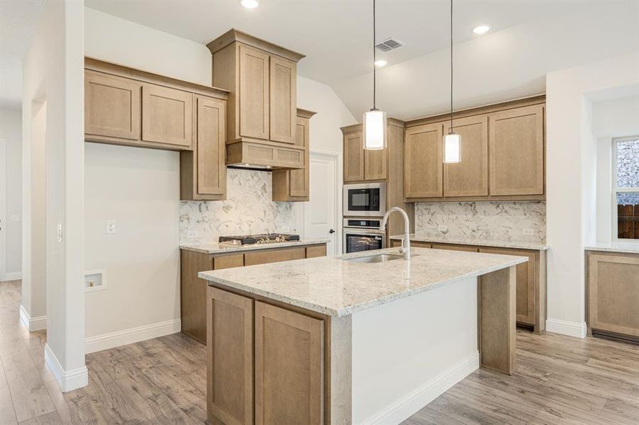 Furnished interior view inside a new home in Hulen Trails Classic 50, Fort Worth (Image 15). Furnished interior view inside a new home in Hulen Trails Classic 50, Fort Worth (Image 15).