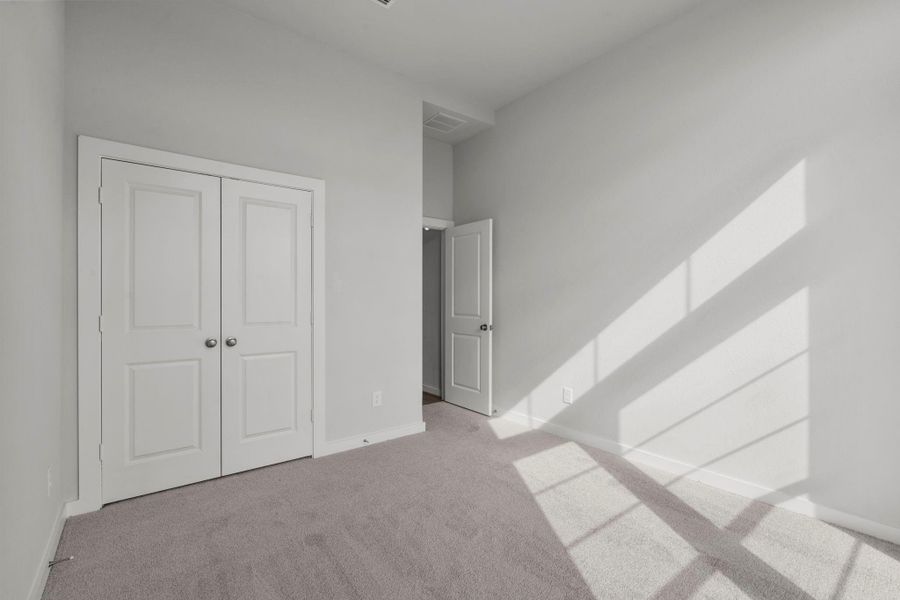 Spacious, unfurnished interior of a new home in Bridgeland 45', 50', 70', Cypress (Image 23).